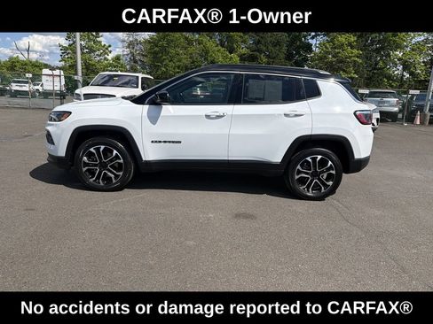 Used 2023 Jeep Compass Limited AWD/4WD image 2