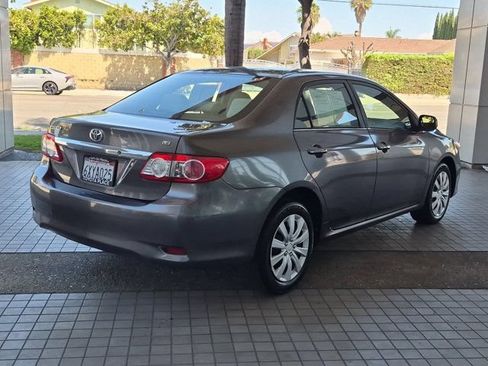 Used 2013 Toyota Corolla LE FWD image 8