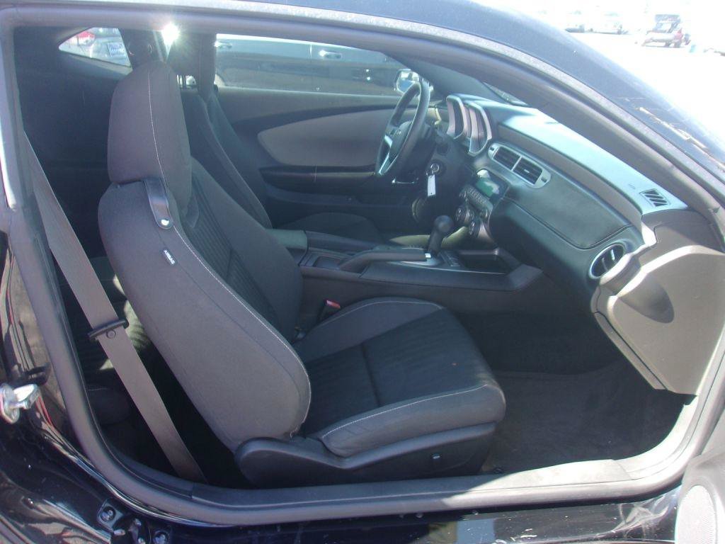 Used 2015 Chevrolet Camaro LS RWD image 13