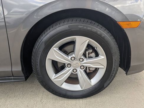 Used 2018 Honda Odyssey EX-L image 25