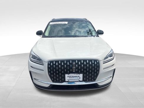 Used 2024 Lincoln Corsair Reserve w/ Equipment Group 201A AWD/4WD image 8