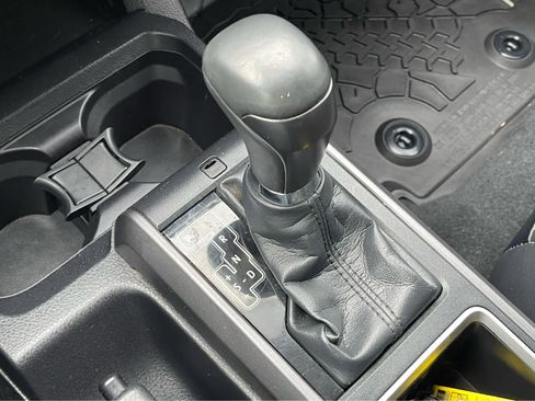 Used 2022 Toyota Tacoma TRD Pro image 19