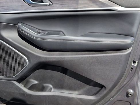 Used 2022 Jeep Grand Cherokee L Limited image 32