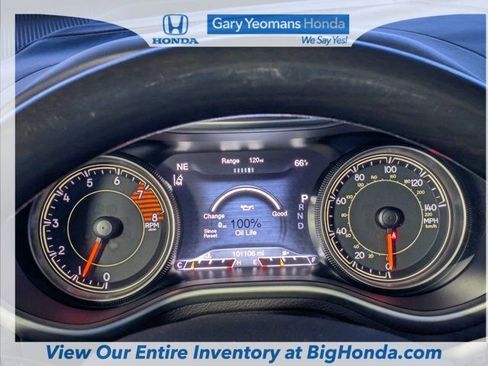 Used 2016 Jeep Cherokee Overland w/ Technology Group image 28