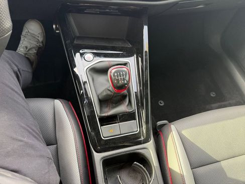 Used 2024 Volkswagen GTI SE image 22