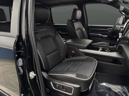 Used 2025 RAM 1500 Laramie w/ Sport Appearance Package image 31