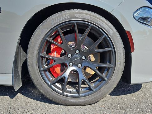 Used 2019 Dodge Charger SRT Hellcat w/ Harman/Kardon Audio Group image 8