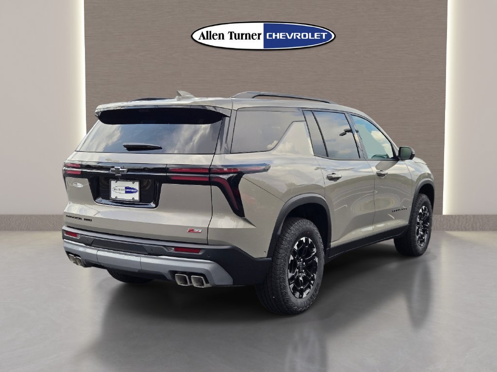 New 2027 Chevrolet Traverse Z71 w/ Enhanced Driving Package AWD/4WD image 6