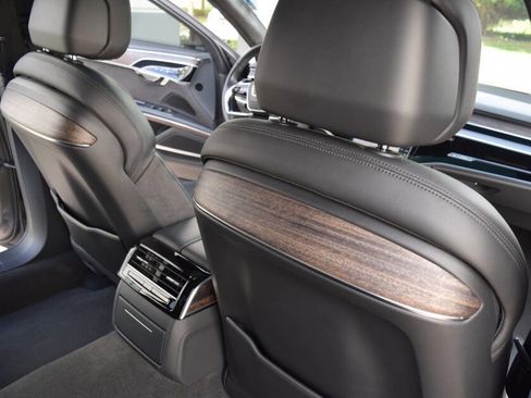 Used 2019 Audi A8 L 3.0T image 51