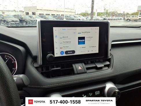 Used 2024 Toyota RAV4 XLE FWD image 21