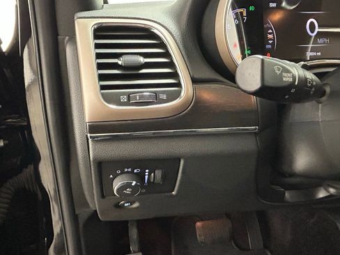 Used 2017 Jeep Grand Cherokee Limited AWD/4WD image 27