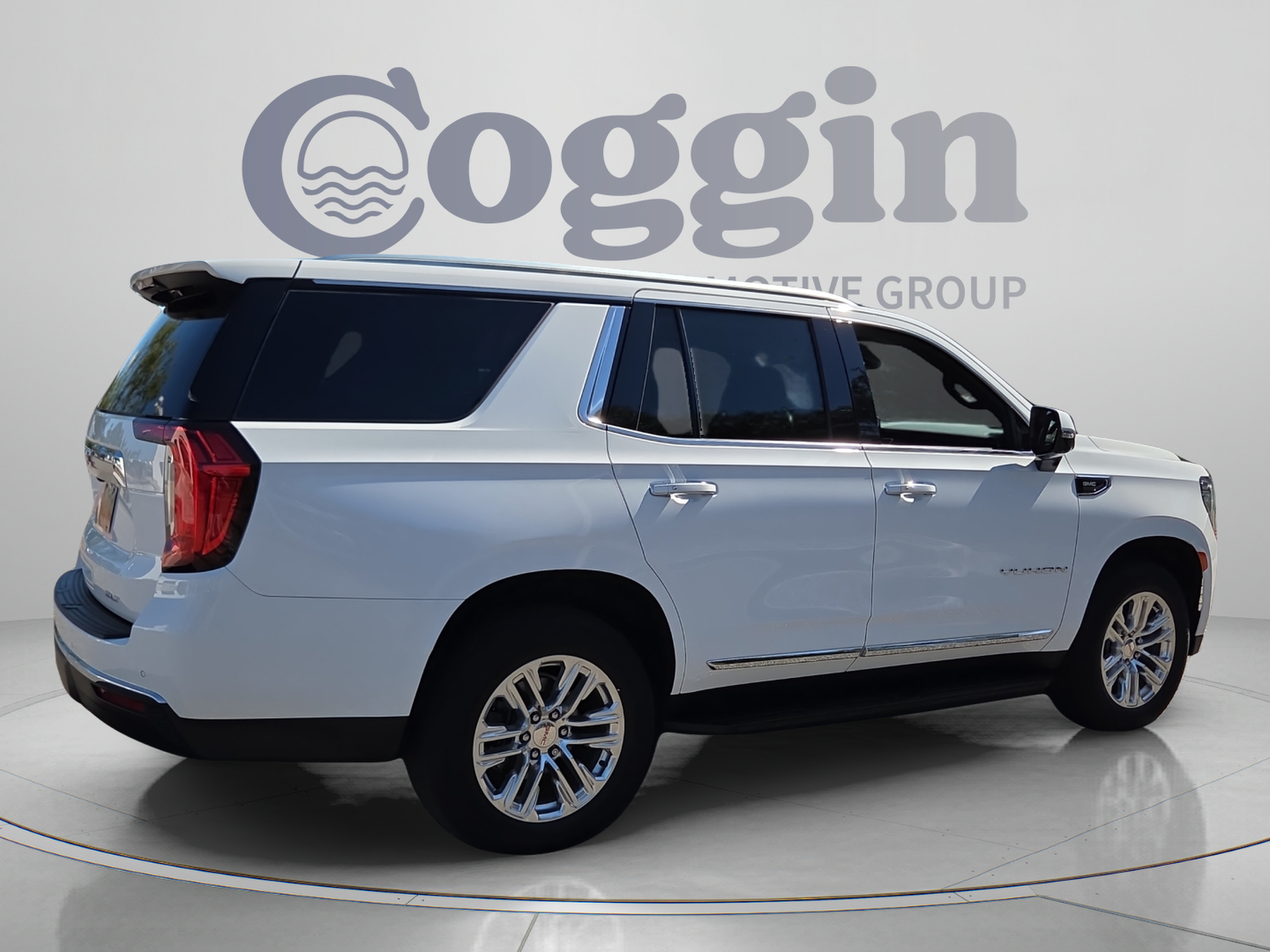 Used 2022 GMC Yukon SLT w/ SLT Premium Package AWD/4WD image 5