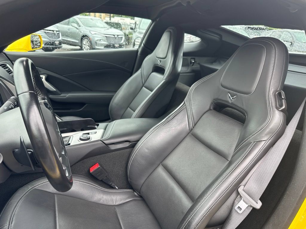 Used 2019 Chevrolet Corvette Grand Sport RWD image 13