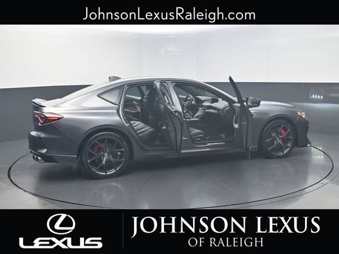 Used 2023 Acura TLX Type S image 25