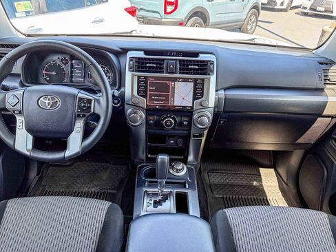 Used 2024 Toyota 4Runner SR5 AWD/4WD image 11