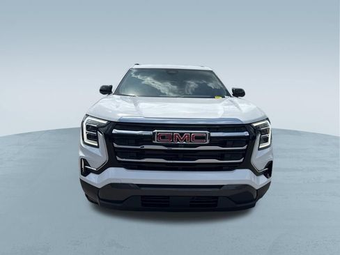 New 2026 GMC Terrain Elevation w/ Technology Package II FWD image 2