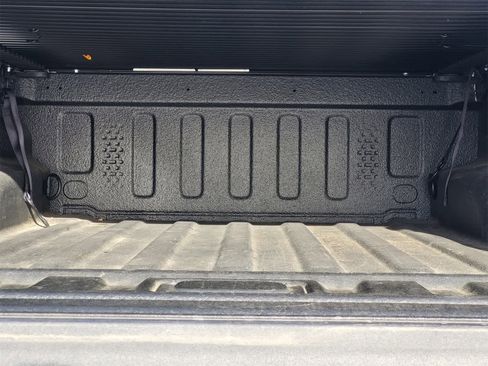 Used 2022 Jeep Gladiator Rubicon w/ Trailer Tow Package image 30