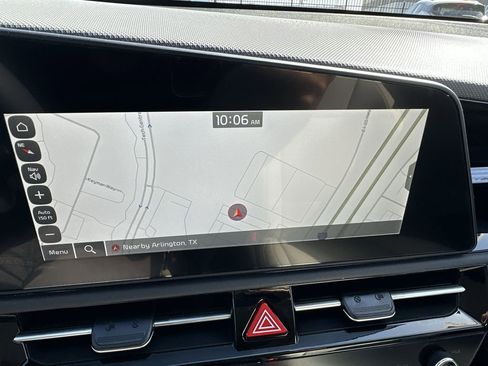 New 2025 Kia Niro EX image 20