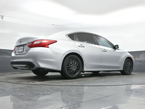 Used 2016 Nissan Altima 2.5 S w/ Power Driver Seat Package image 36