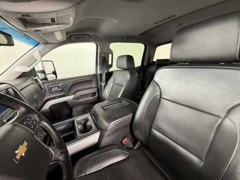 Used 2018 Chevrolet Silverado 2500 LTZ w/ Duramax Plus Package image 32