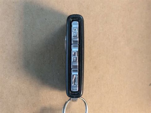 Used 2020 Volvo XC90 T6 Momentum w/ Protection Package Premier image 44