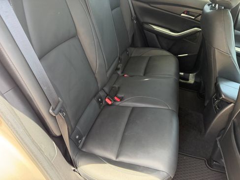 Used 2024 MAZDA CX-30 AWD 2.5 S w/ Preferred Package image 11