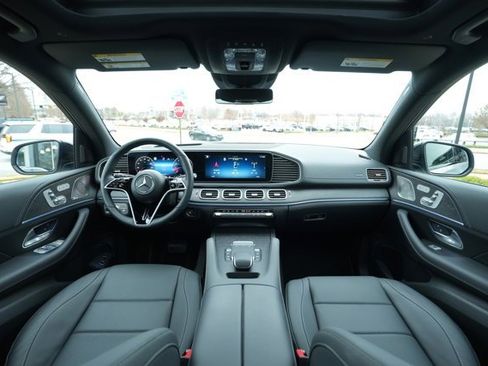 Certified 2025 Mercedes-Benz GLE 350 4MATIC image 18