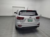 Used 2019 Kia Sorento L image 6