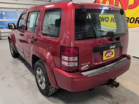 Used 2008 Jeep Liberty Sport image 3