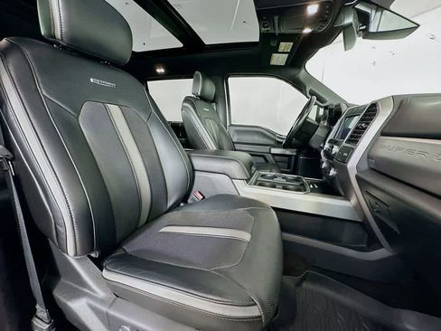 Certified 2018 Ford F350 Platinum w/ Platinum Ultimate Package image 15