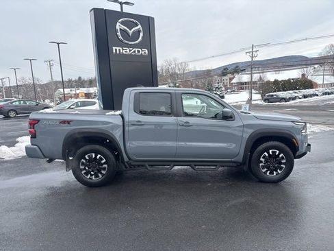 Used 2024 Nissan Frontier PRO-4X w/ Technology Package image 12