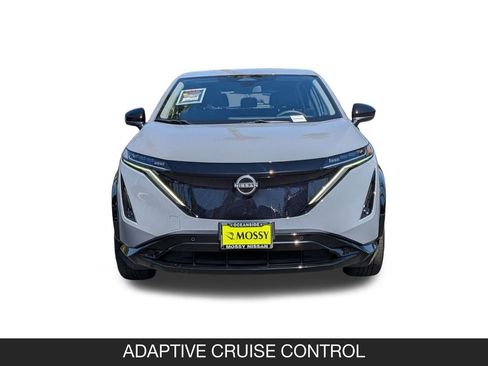 Used 2024 Nissan Ariya AWD image 2