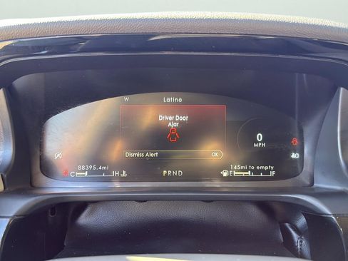 Used 2020 Lincoln Aviator Reserve w/ Equipment Group 202A image 11