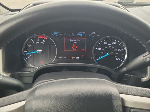 Used 2021 Ford F350 Lariat AWD/4WD image 22