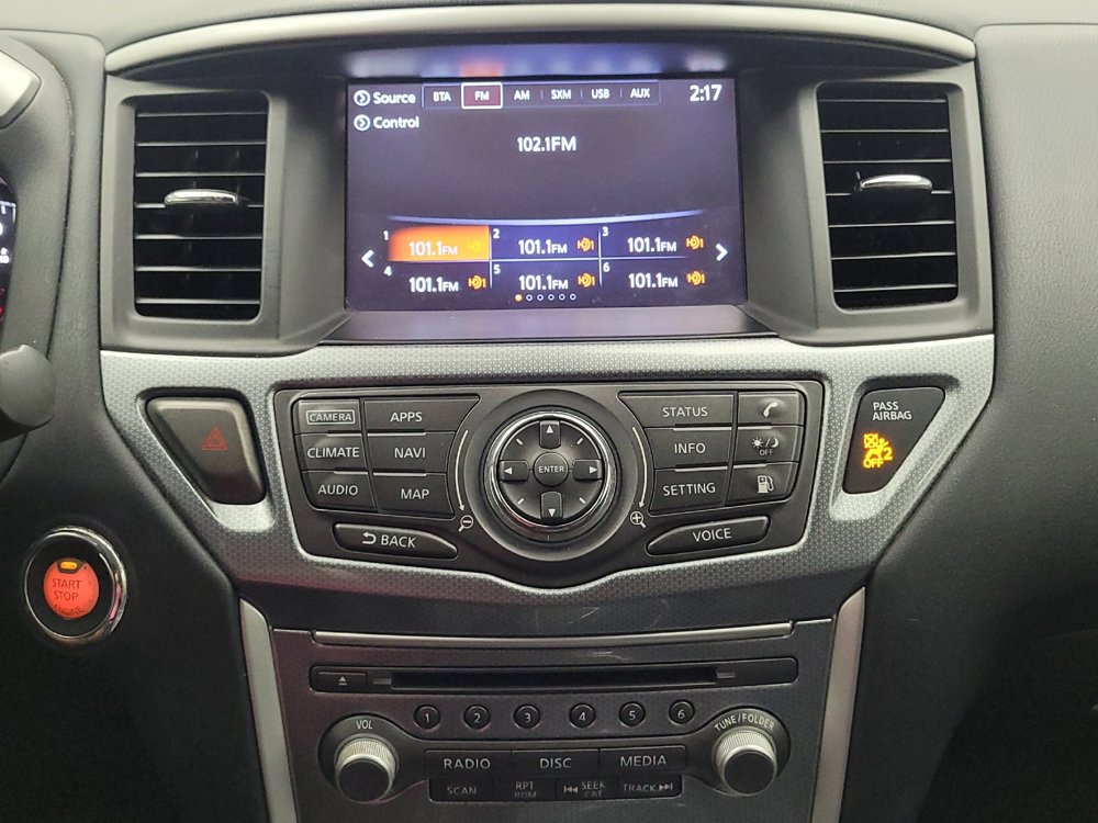 Used 2019 Nissan Pathfinder SL FWD image 25