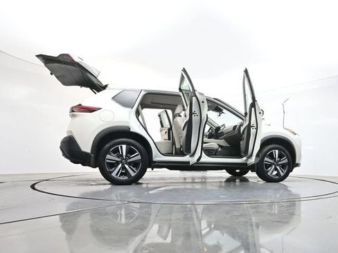 Used 2023 Nissan Rogue SL FWD image 34
