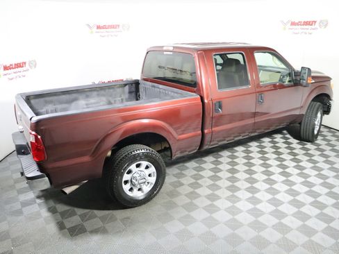 Used 2015 Ford F250 XLT w/ XLT Value Package image 4