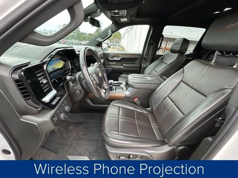Used 2022 Chevrolet Silverado 1500 High Country w/ High Country Premium Package image 28