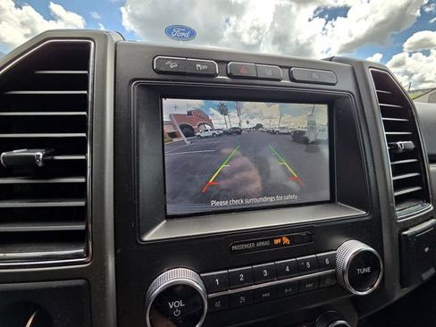 Used 2020 Ford Expedition XLT w/ Equipment Group 201A AWD/4WD image 15