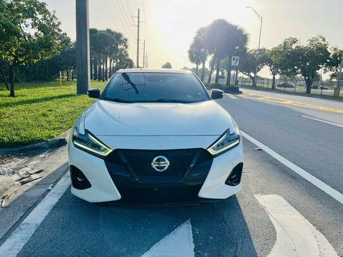 Used 2019 Nissan Maxima SR w/ Premium Package FWD image 8