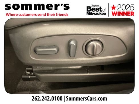 Used 2023 Chevrolet TrailBlazer RS AWD/4WD image 10