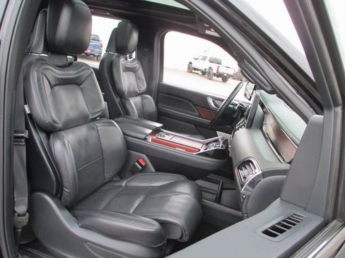 Used 2023 Lincoln Navigator Reserve w/ Equipment Group 201A image 24