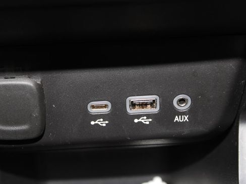 Used 2022 Chevrolet TrailBlazer LT FWD image 28