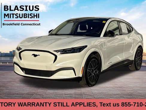 Used 2025 Ford Mustang Mach-E Premium image 4