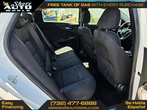 Used 2021 Chevrolet Malibu LS w/ Driver Confidence Package II FWD image 18