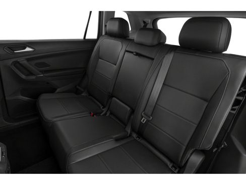 Used 2019 Volkswagen Tiguan SE w/ Panoramic Sunroof Package AWD/4WD image 13