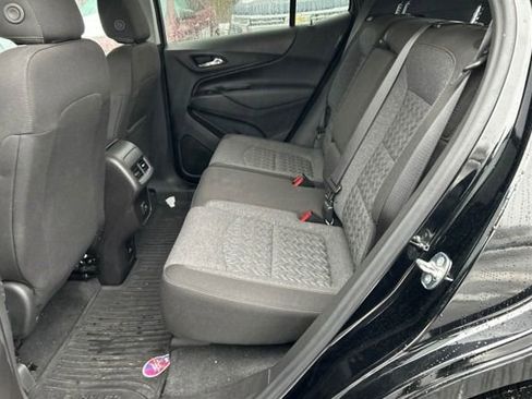 Used 2024 Chevrolet Equinox LT image 3