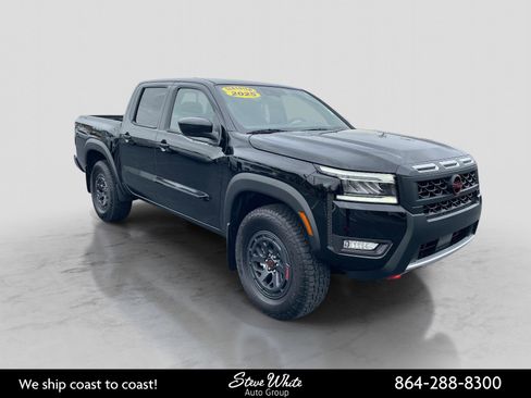 Used 2025 Nissan Frontier PRO-4X w/ Tow Package AWD/4WD image 1
