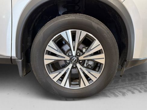 Used 2023 Nissan Rogue SV AWD/4WD image 49