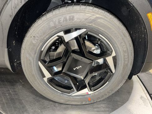 New 2026 Kia Sportage EX AWD/4WD image 14